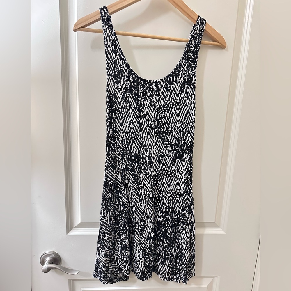 5/$25 RIPE Dress M